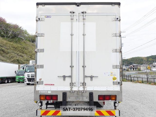 Isuzu GIGA 2017-03 6671533-5