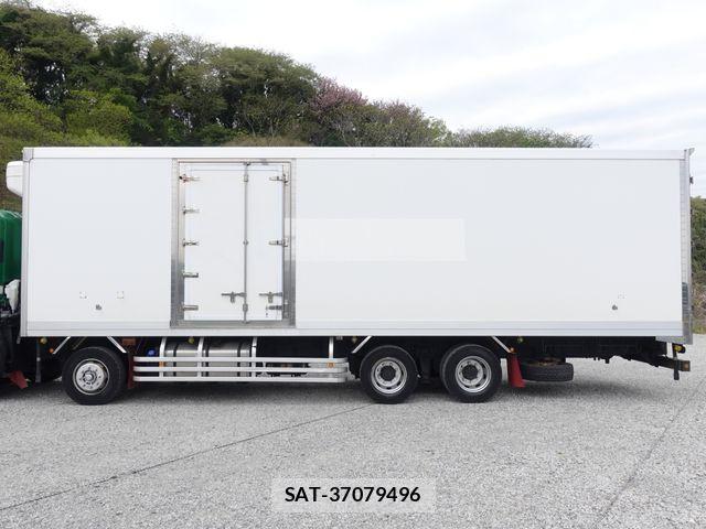 Isuzu GIGA 2017-03 6671533-6