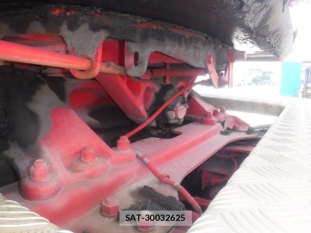 Isuzu GIGA 2014-01 6676070-19