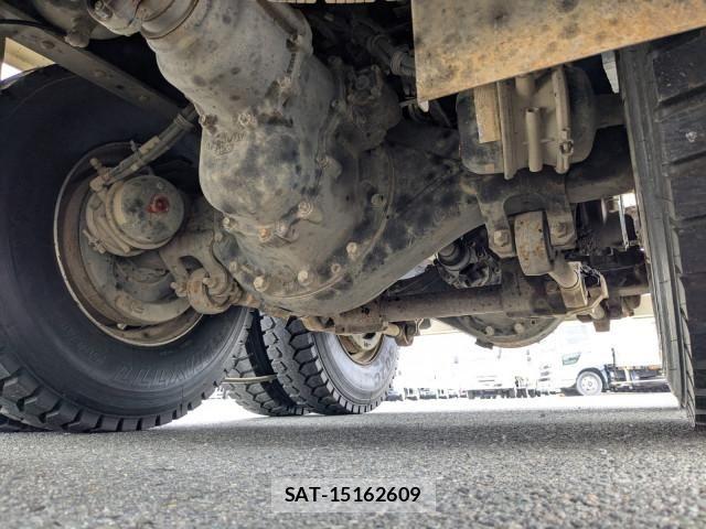 Isuzu GIGA 2019-04 6676068-9