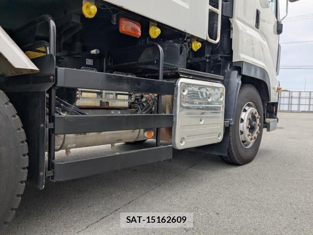 Isuzu GIGA 2019-04 6676068-12
