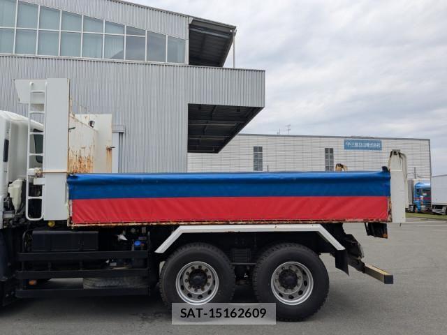 Isuzu GIGA 2019-04 6676068-13