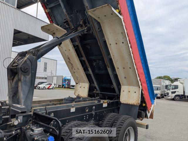 Isuzu GIGA 2019-04 6676068-19