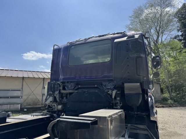 Isuzu GIGA 2016-10 6689576-16