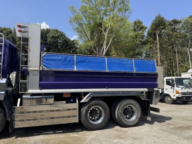 Isuzu GIGA 2016-10 6689576-6