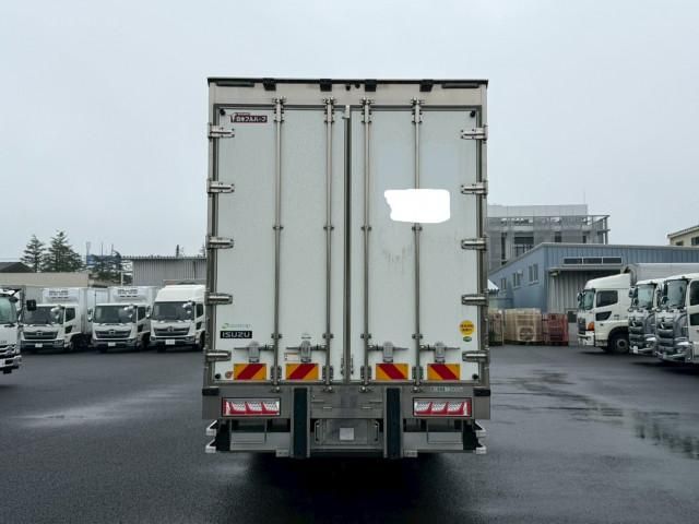 Isuzu GIGA 2024-04 6689575-4
