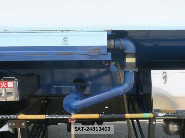 Isuzu GIGA 2011-12 6716202-12