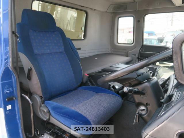 Isuzu GIGA 2011-12 6716202-25