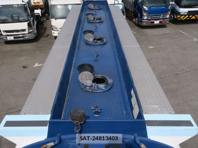 Isuzu GIGA 2011-12 6716202-4