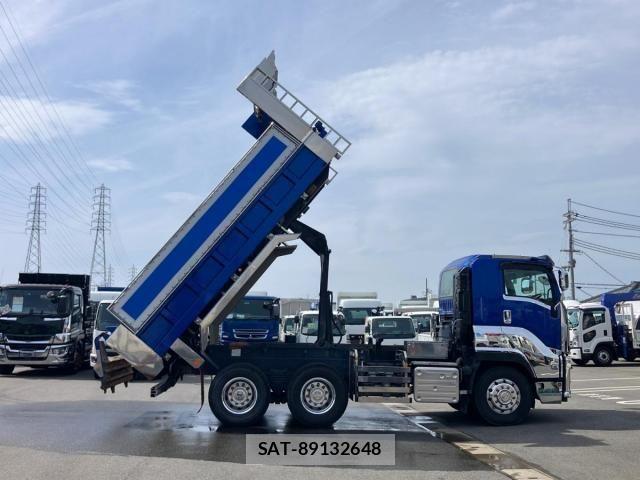 Isuzu GIGA 2022-10 6716201-5