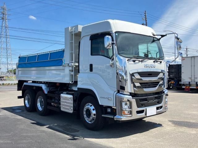 Isuzu GIGA 2025-01 6734143-1