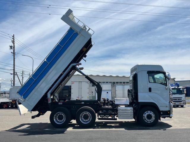 Isuzu GIGA 2025-01 6734143-5