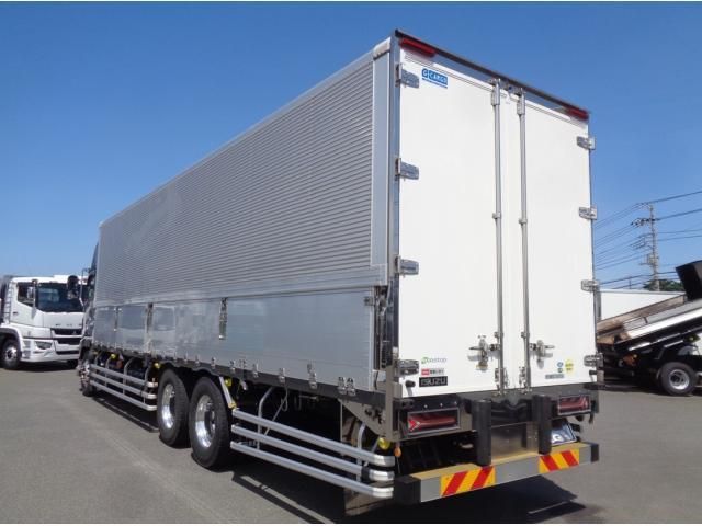 Isuzu GIGA 2022-10 6734144-3