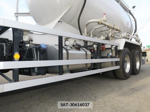 Isuzu GIGA 2019-01 6791065-8