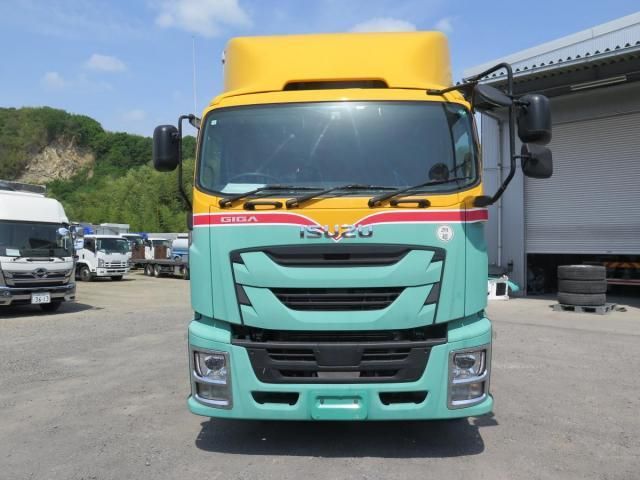Isuzu GIGA 2018-05 6805418-1