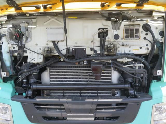 Isuzu GIGA 2018-05 6805418-28
