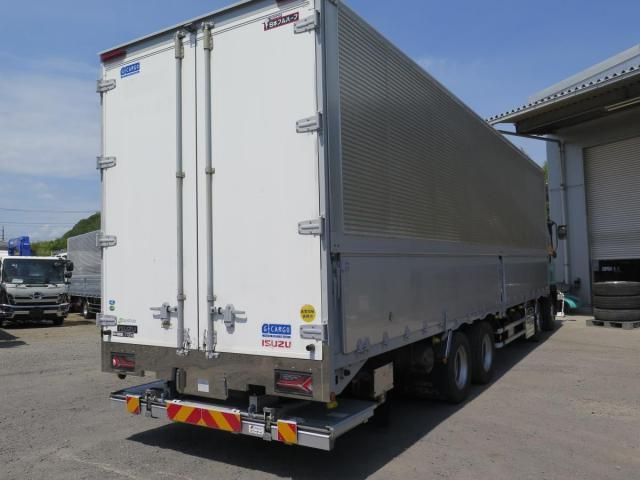 Isuzu GIGA 2018-05 6805418-5