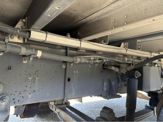 Isuzu GIGA 2018-03 6805429-17