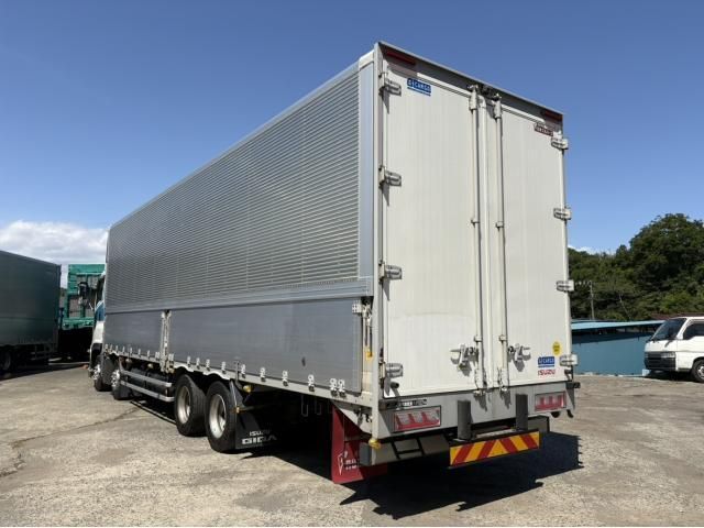 Isuzu GIGA 2018-03 6805429-1