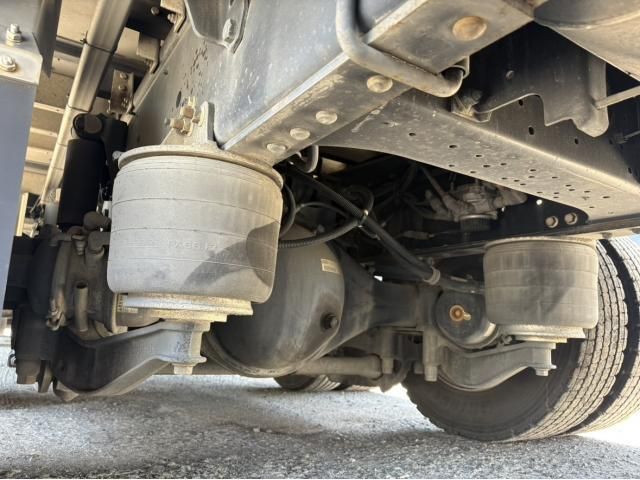 Isuzu GIGA 2018-03 6805429-21