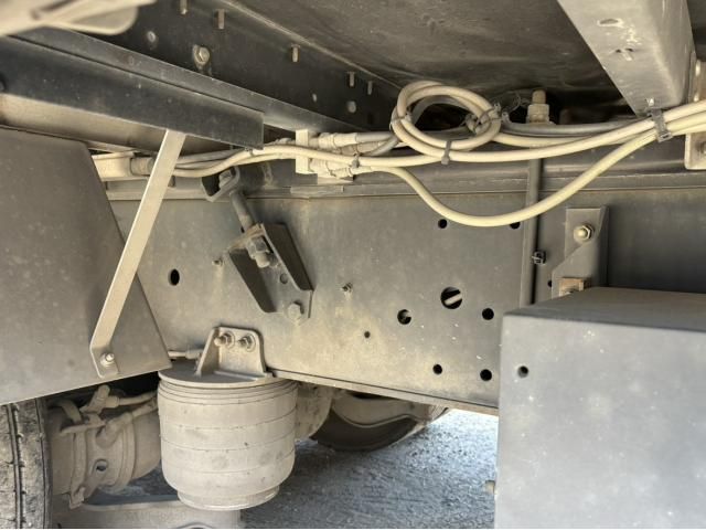 Isuzu GIGA 2018-03 6805429-24