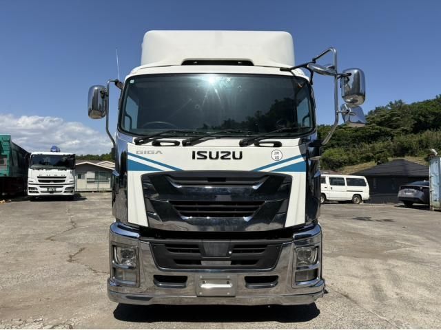 Isuzu GIGA 2018-03 6805429-4