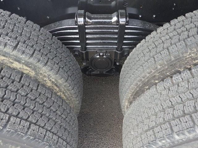 Isuzu GIGA 2018-04 6805417-22