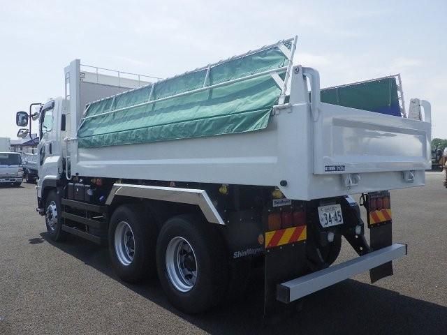 Isuzu GIGA 2018-04 6805417-3