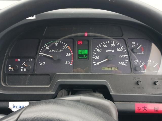 Isuzu GIGA 2010-02 6805422-12