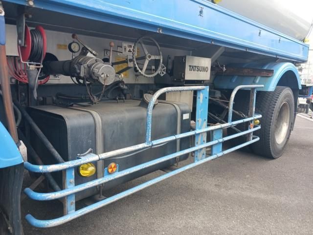 Isuzu GIGA 2010-02 6805422-4