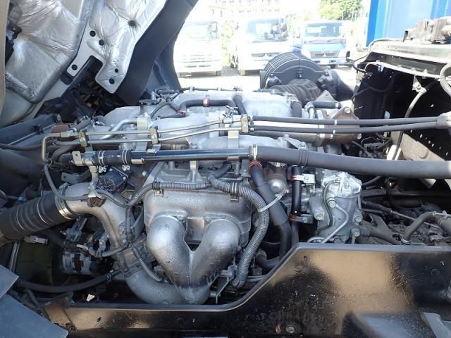 Isuzu GIGA 2015-07 6919896-22