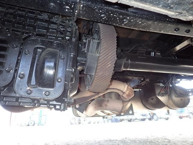 Isuzu GIGA 2015-07 6919896-24