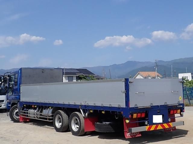 Isuzu GIGA 2015-07 6919896-3