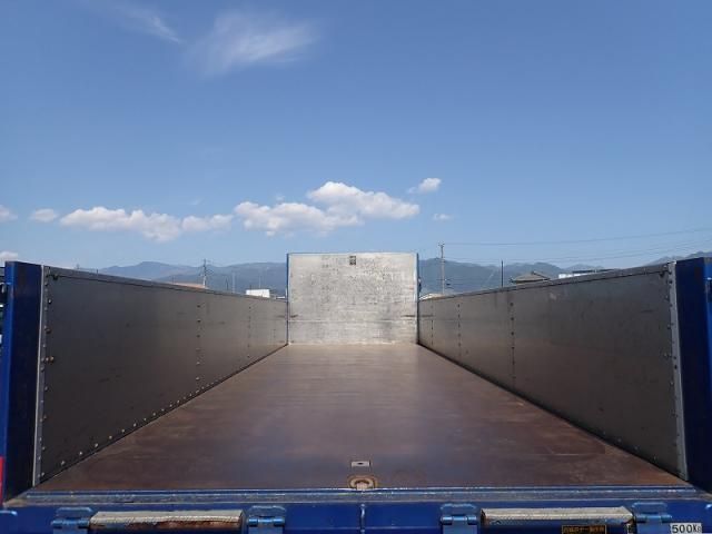 Isuzu GIGA 2015-07 6919896-6