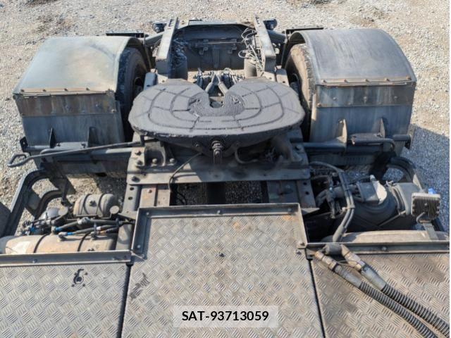 Isuzu GIGA 2016-07 6905744-14
