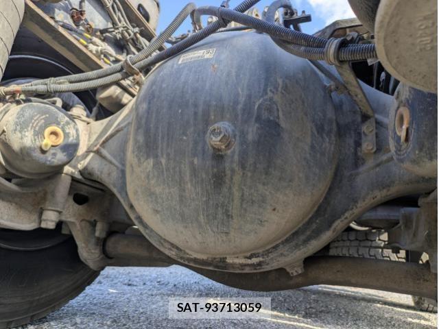 Isuzu GIGA 2016-07 6905744-21