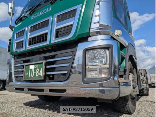 Isuzu GIGA 2016-07 6905744-3