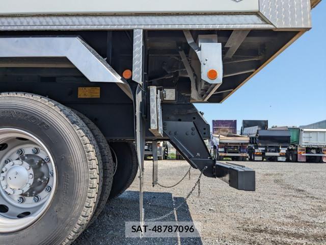 Isuzu GIGA 2022-02 6905743-16