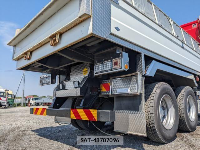 Isuzu GIGA 2022-02 6905743-5