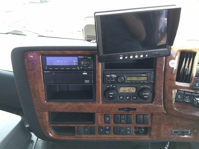 Isuzu GIGA 2021-10 6964410-14