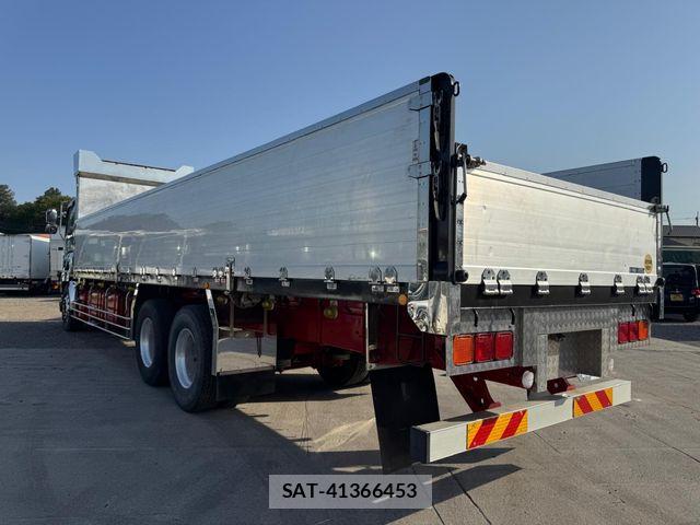 Isuzu GIGA 2020-03 6993840-3
