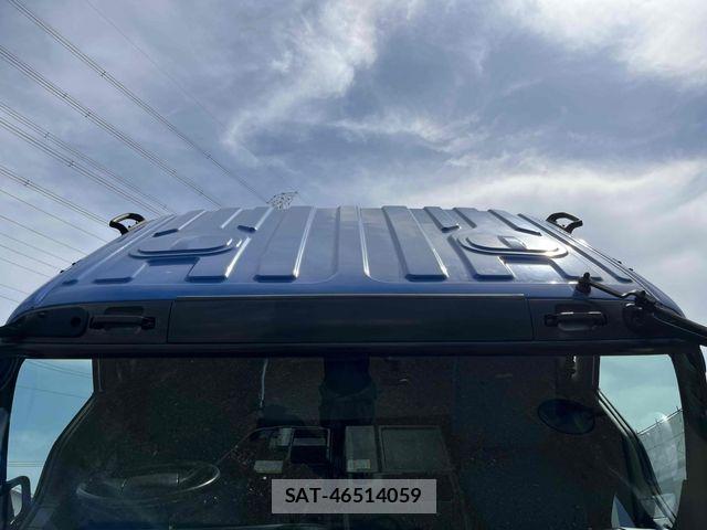 Isuzu GIGA 2016-03 6993841-16