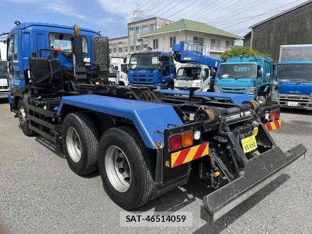 Isuzu GIGA 2016-03 6993841-3