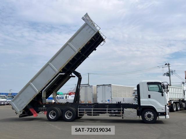 Isuzu GIGA 2023-02 7020531-5