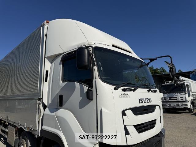 Isuzu GIGA 2018-01 7020536-9