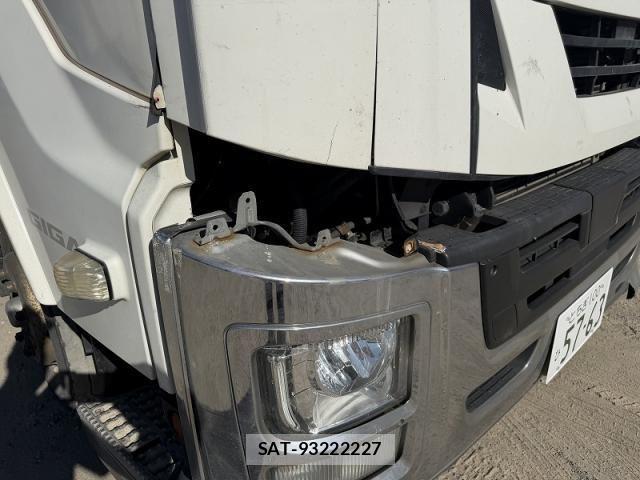 Isuzu GIGA 2018-01 7020536-10
