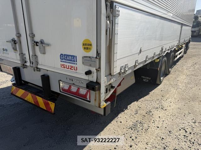 Isuzu GIGA 2018-01 7020536-19
