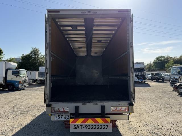 Isuzu GIGA 2018-01 7020536-28