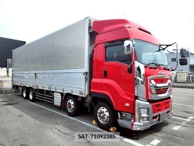 Isuzu GIGA 2017-03 7020534-0