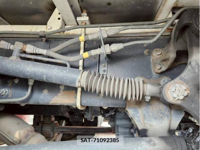 Isuzu GIGA 2017-03 7020534-20